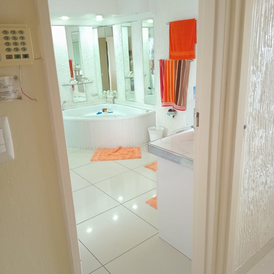 4 Bedroom Property for Sale in Dorchester Heights Eastern Cape